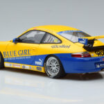 Porsche 911 996 GT3 Cup #88 Macau Winner 2005 AUTOart 1:18 - image 6 of 7