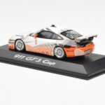 Porsche 911 996 GT3 Cup #1 Mobil 1 VIP Car Minichamps 1:43 - image 3 of 4
