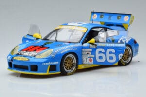 Porsche 911 996 GT3 R #6 24 Hours of Daytona GT Class Winner 2002 AUTOart 1:18 80273 Metall – Bild 2 von 7