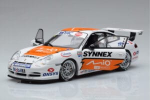 Porsche 911 996 GT3 R #1 C. Kwan Carrera Cup Asia 2004 AUTOart 1:18 80487 Metall – Bild 2 von 7