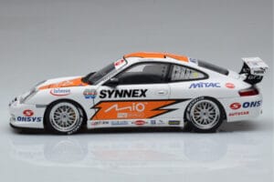 Porsche 911 996 GT3 R #1 C. Kwan Carrera Cup Asia 2004 AUTOart 1:18 80487 Metall – Bild 4 von 7