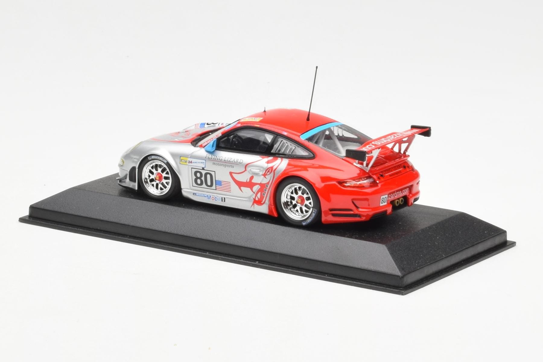 Porsche 911 997 GT3 RSR Flying Lizard #80 S. Neiman / J. Bergmeister / J. van Overbeek 24 Hours of Le Mans 2008 Minichamps 1: – Bild 3 von 4