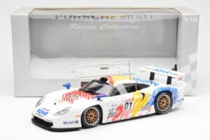 Porsche 911 GT1 #1 A. McNish / R. Sullivan / U. Alzen Rohr Motorsport Daytona 24 Hours 1998 UT Models 1:18 39611 Metall – Bild 6 von 6