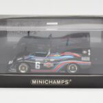 Porsche 936/76 Martini #6 Schwarze Witwe Minichamps 1:43 - image 4 of 4