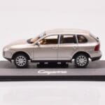Porsche Cayenne 9PA Beige Minichamps 1:43