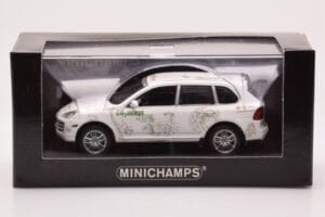 Porsche Cayenne Concept Schaeffler Gruppe Automotive Minichamps 1:43 PORSCHE-264306 Metall – Bild 4 von 4