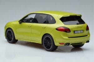 Porsche Cayenne GTS 92A Peridot Grün GT Spirit 1:18 GT020A Resin – Bild 5 von 6