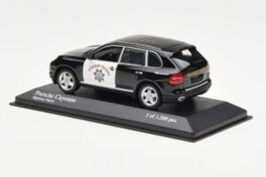 Porsche Cayenne 9PA Highway Patrol Minichamps 1:43 400066291 Metall – Bild 3 von 4