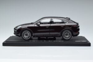 Porsche Cayenne Turbo Coupe Mahagoni Norev 1:18 WAP0213190K Metall – Bild 4 von 8