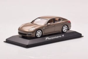 Porsche Panamera 970 4 Beige Metallic Minichamps 1:43 WAP02000319 Metall – Bild 2 von 4