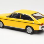 Renault 15 TL Gelb Schwarz Norev 1:18 - image 5 of 6