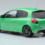 Renault Clio 3 RS Grün Otto 1:18 - image 5 of 6