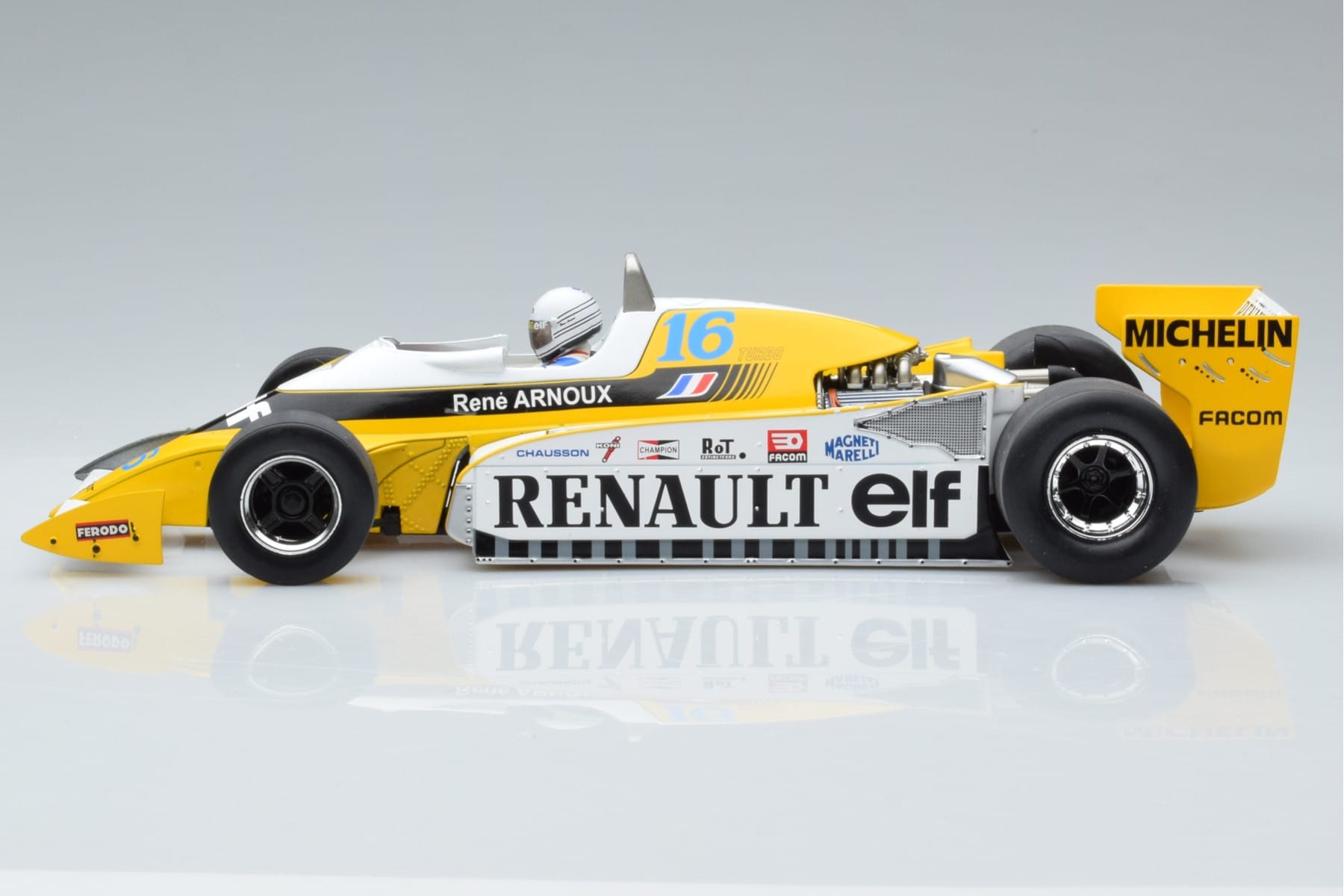 Renault RS10 Elf #16 R. Arnoux British GP 1979 MCG 1:18 MCG18617F Metall – Bild 3 von 6