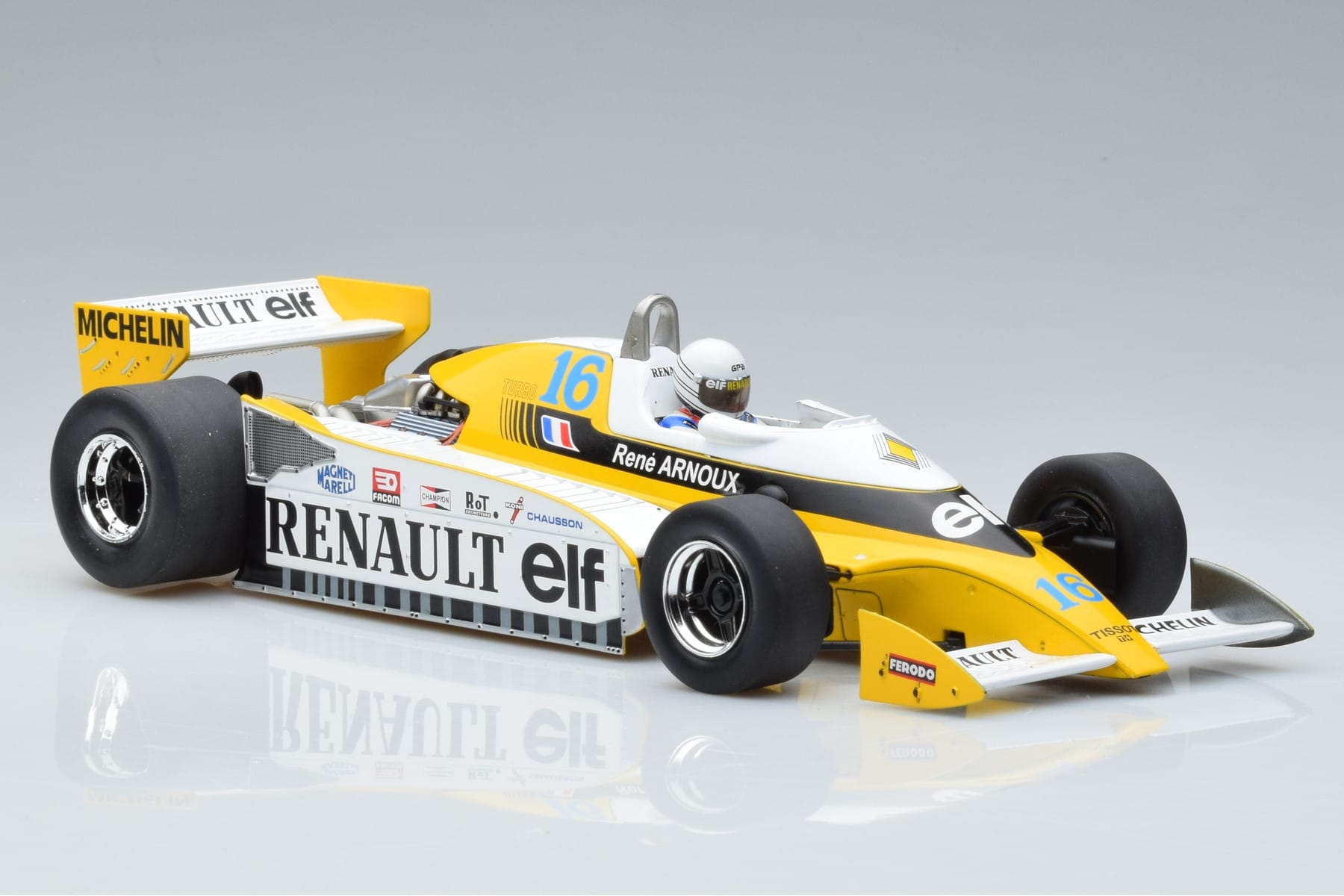Renault RS10 Elf #16 R. Arnoux British GP 1979 MCG 1:18 MCG18617F Metall – Bild 4 von 6