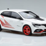 Renault Megane RS Trophy-R Mk4 Weiss Norev 1:18 - image 4 of 6