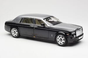 Rolls-Royce Phantom VII EWB Schwarz und Silber Kyosho 1:18 08841BKS Metall – Bild 6 von 8