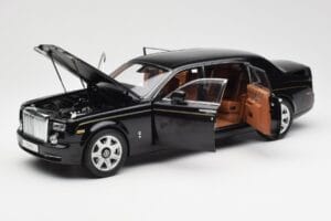 Rolls-Royce Phantom VII EWB Diamond Schwarz Kyosho 1:18 08841DBK2 Metall – Bild 2 von 8
