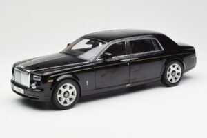 Rolls-Royce Phantom VII EWB Diamond Schwarz Kyosho 1:18