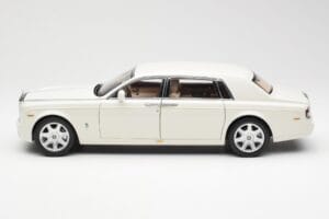Rolls-Royce Phantom VII EWB English Weiss Kyosho 1:18 08841EW2 Metall – Bild 4 von 8