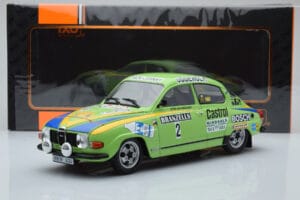 Saab 96 V4 #2 S. Blomqvist / H. Sylvan Rally Sweden 1976 IXO 1:18 18RMC085B Metall – Bild 6 von 6