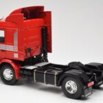 Scania 143M 470 Topline Rot MCG 1:18 - image 7 of 8