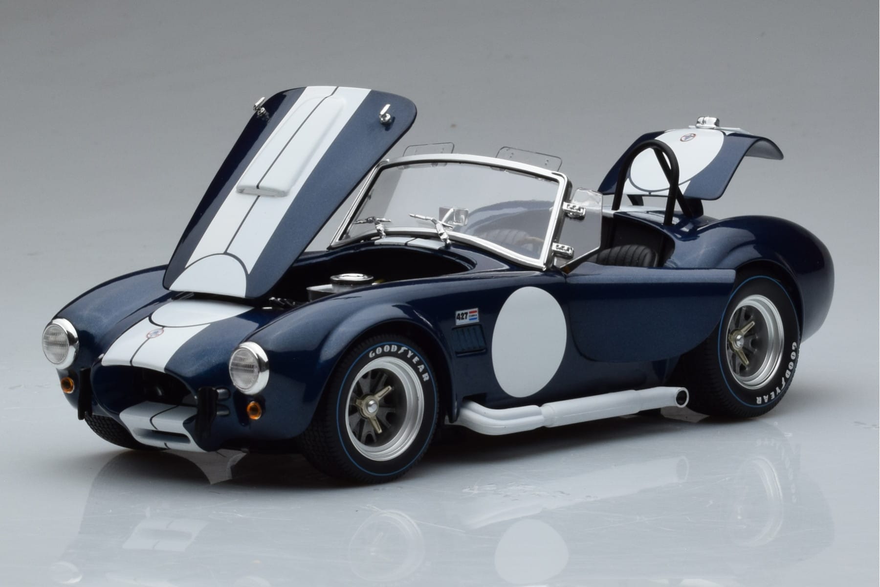 Shelby Cobra 427 S/C Dunkelblau Kyosho 1:18 08048DBL Metall – Bild 2 von 9