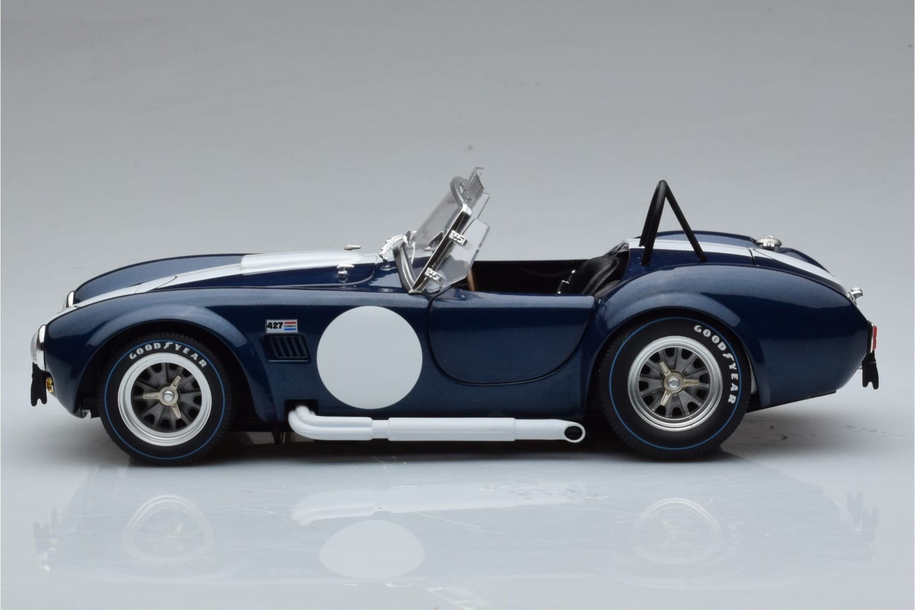 Shelby Cobra 427 S/C Dunkelblau Kyosho 1:18 08048DBL Metall – Bild 4 von 9