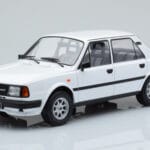 Skoda 130 L Weiss IXO 1:18