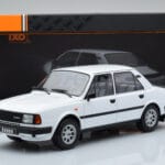 Skoda 130 L Weiss IXO 1:18 - image 6 of 6