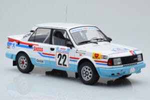 Skoda 130 LR #22 S. Kvaizar / J. Janecek Rally Acropolis 1986 IXO 1:18 18RMC157B Metall – Bild 4 von 6