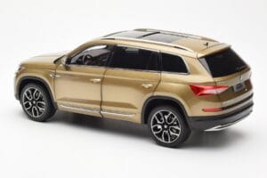 Skoda Kodiaq Gold FAW 1:18 ZSX000001GOL Metall – Bild 7 von 8