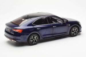 Skoda Octavia Pro Blau FAW 1:18 ZMR000006BLA Metall – Bild 3 von 8