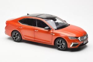 Skoda Octavia Pro Orange FAW 1:18 ZMR000006ORA Metall – Bild 6 von 8
