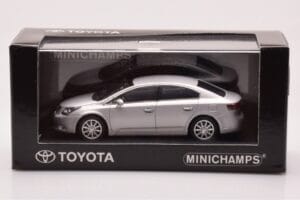 Toyota Avensis T270 Silber Minichamps 1:43 403166903 Metall – Bild 4 von 4
