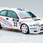 Toyota Corolla WRC #33 S. Loeb / D. Elena Rally Tour de Corse 2000 Otto 1:18 - image 4 of 6