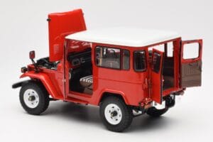 Toyota Land Cruiser FJ40 Van Rot Kyosho 1:18 08971R Metall – Bild 5 von 8