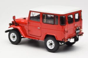 Toyota Land Cruiser FJ40 Van Rot Kyosho 1:18 08971R Metall – Bild 7 von 8