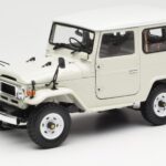 Toyota Land Cruiser FJ40 Van Weiss Kyosho 1:18