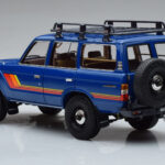 Toyota Land Cruiser 60 Blau Mit Optionalem Zubehör Kyosho 1:18 - image 6 of 11