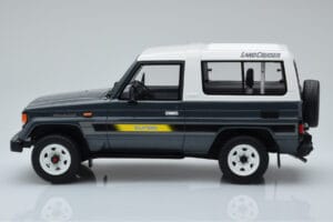 Toyota Land Cruiser LJ73 Grau Otto 1:18 OT437 Resin – Bild 3 von 6