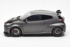 Toyota GR Yaris Circuit Package Schwarz Otto 1:18 OT1046 Metall – Bild 3 von 6