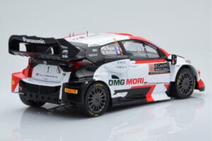 Toyota GR Yaris Rally1 #1 S. Ogier / B. Veillas Rally Monte Carlo 2022 IXO 1:18 18RMC151B Metall – Bild 2 von 6