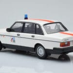 Volvo 240 GL Polizei Belgien Minichamps 1:18 - image 5 of 6