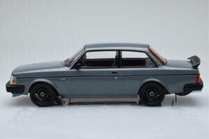 Volvo 240 Turbo Grau IXO 1:18 18CMC089 Metall – Bild 3 von 6