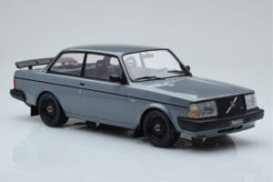 Volvo 240 Turbo Grau IXO 1:18 18CMC089 Metall – Bild 4 von 6