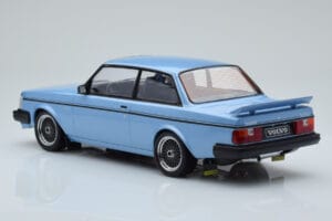 Volvo 240 Turbo Hellblau IXO 1:18 18MCC090 Metall – Bild 5 von 6
