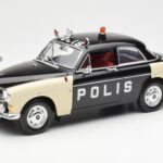 Volvo P121 Polizei Revell 1:18