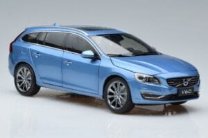Volvo V60 D3 Power Blau FAW 1:18 9430839 Metall – Bild 5 von 7