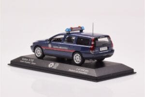 Volvo V70 Garde Frontiere Suisse Minichamps 1:43 430171899 Metall – Bild 3 von 4