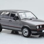 Volkswagen Golf GTI Mk2 Grau MCG 1:18 - image 4 of 6